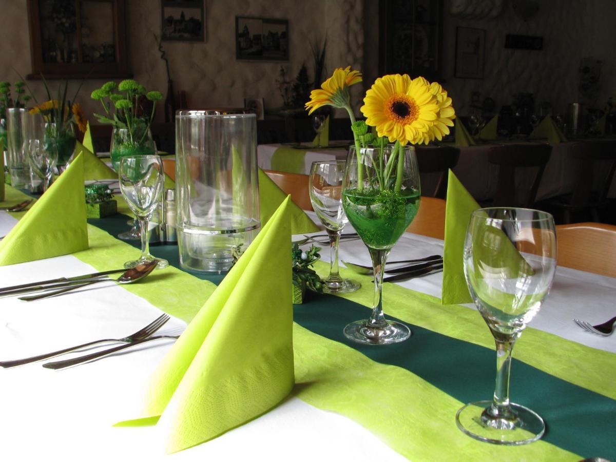 Restaurant / Pension Mainzer Tor アルスフェルト エクステリア 写真